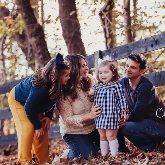 Meet your Posher, Debbie - Picture 8 of 8